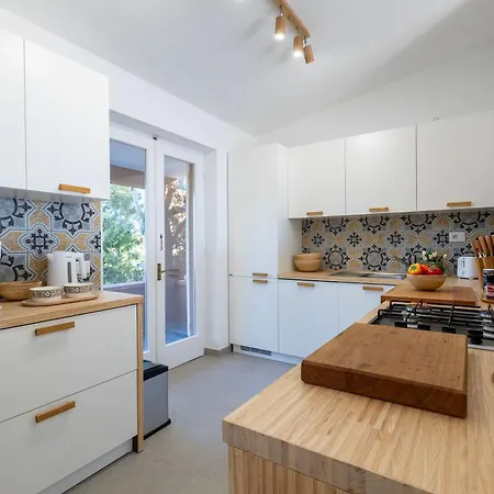 Smeralda New Villa *